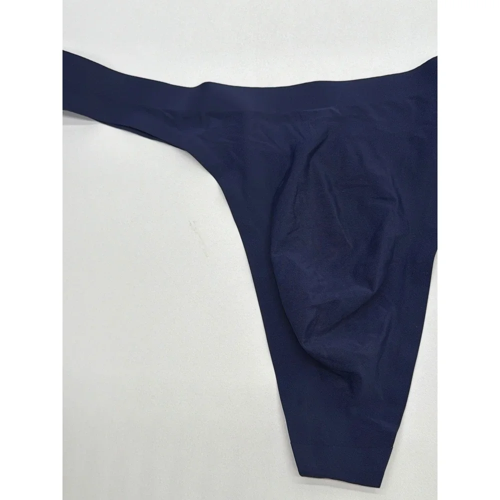 Unbranded seamless navy